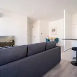 Host Wise - Trendy Spacious Flats - Appartamento