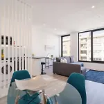 Host Wise - Trendy Spacious Flats - *