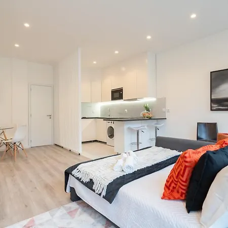 Apartment Host Wise - Trendy Spacious Flats - *