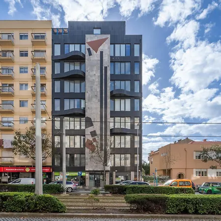 Host Wise - Trendy Spacious Flats - *